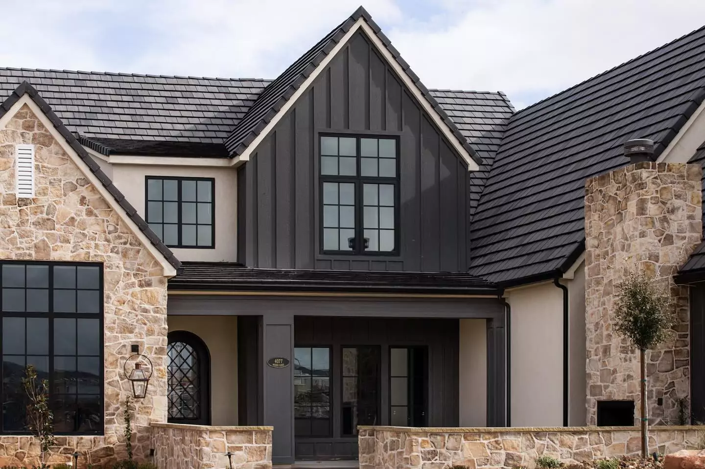 SW iron ore vs tricorn black-Which Is Best For Your Home