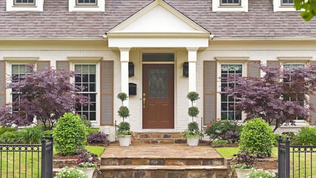 Coastal California Exterior Off White Paint Colors nestichomeshome and garden