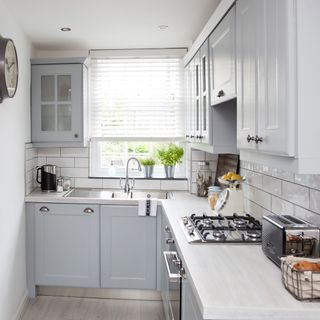 Popular Small Kitchen Layouts