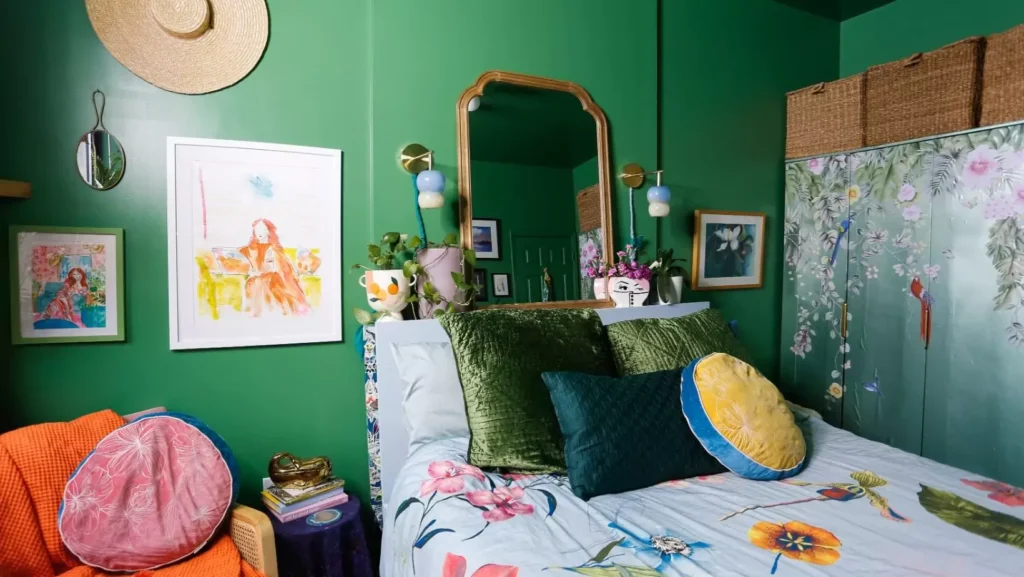 23 Dark Green Bedroom Ideas that Never Go Out of Style