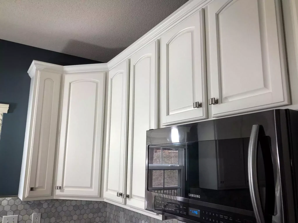 Dover White SW 6385 Sherwin-Williams