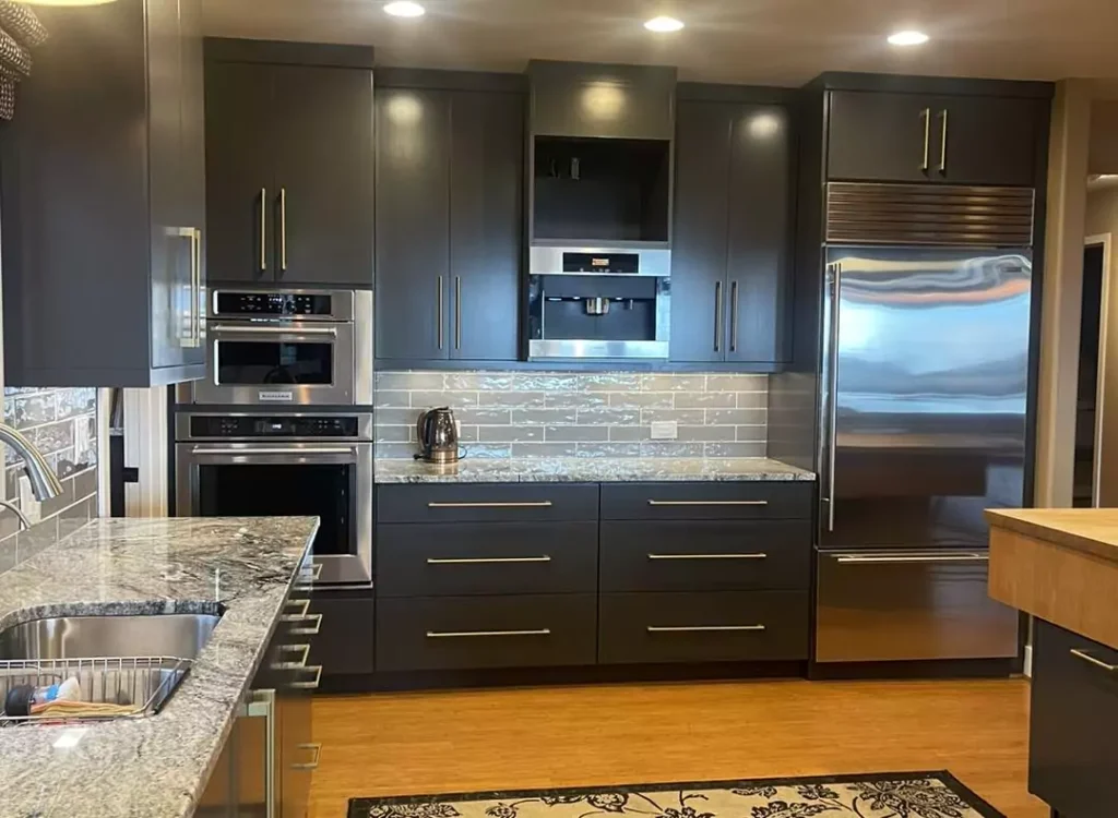 Greenblack SW 6994 Sherwin Williams