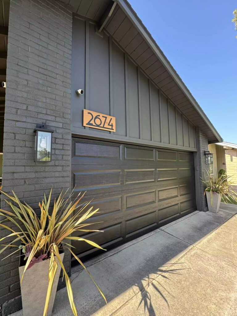 Iron Ore SW 7069 by Sherwin Williams-