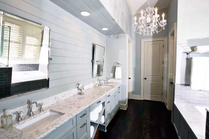 Magnetic Gray SW 7058 Sherwin-Williams-