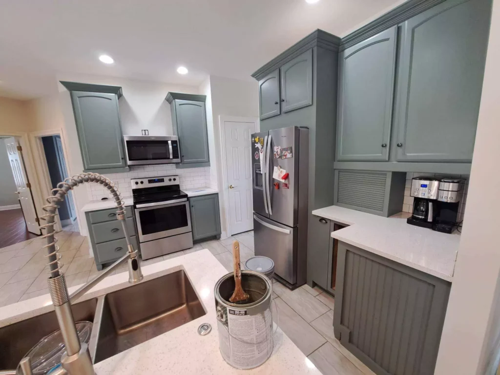11-Best Sherwin Williams Paint for Cabinets and Trim+Side by Side Comparison

