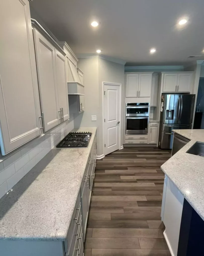 11-Best Sherwin Williams Paint for Cabinets and Trim+Side by Side Comparison

