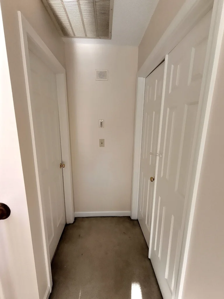 Divine White SW 6105 Sherwin Williams–