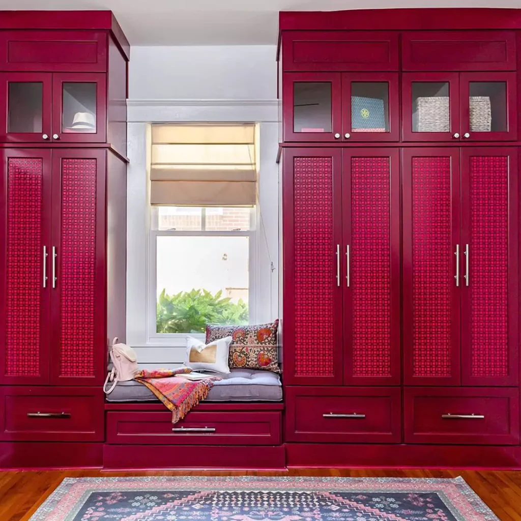 Cerise SW 6580 Sherwin Williams

