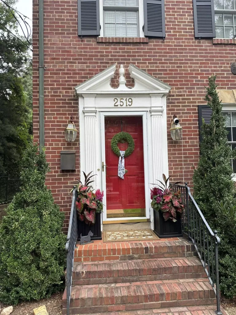 Heritage Red HC-181 Benjamin Moore

