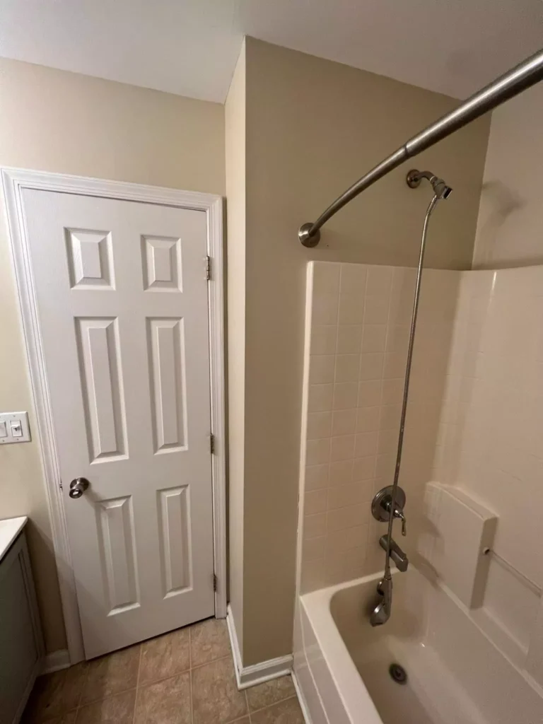 SW 7526 Maison Blanche Sherwin Williams