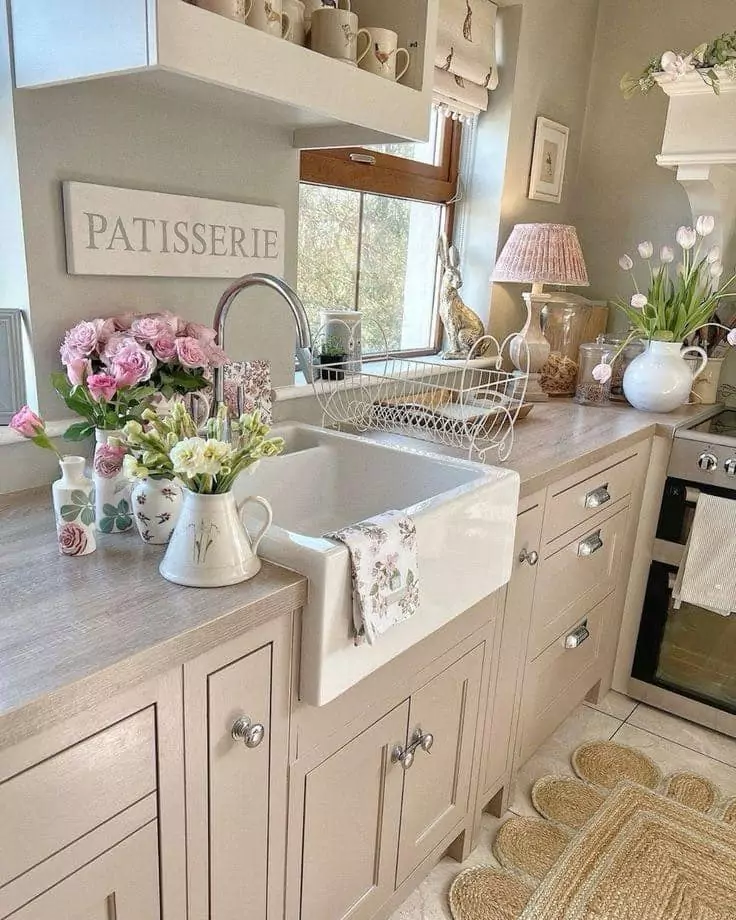 SW 7526 Maison Blanche Sherwin Williams