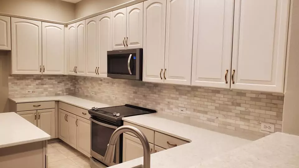 Sherwin-Williams Agreeable Gray SW 7029

