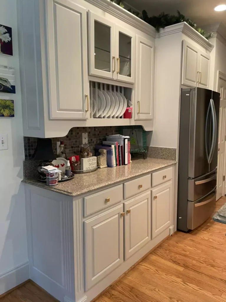 Sherwin-Williams Agreeable Gray SW 7029

