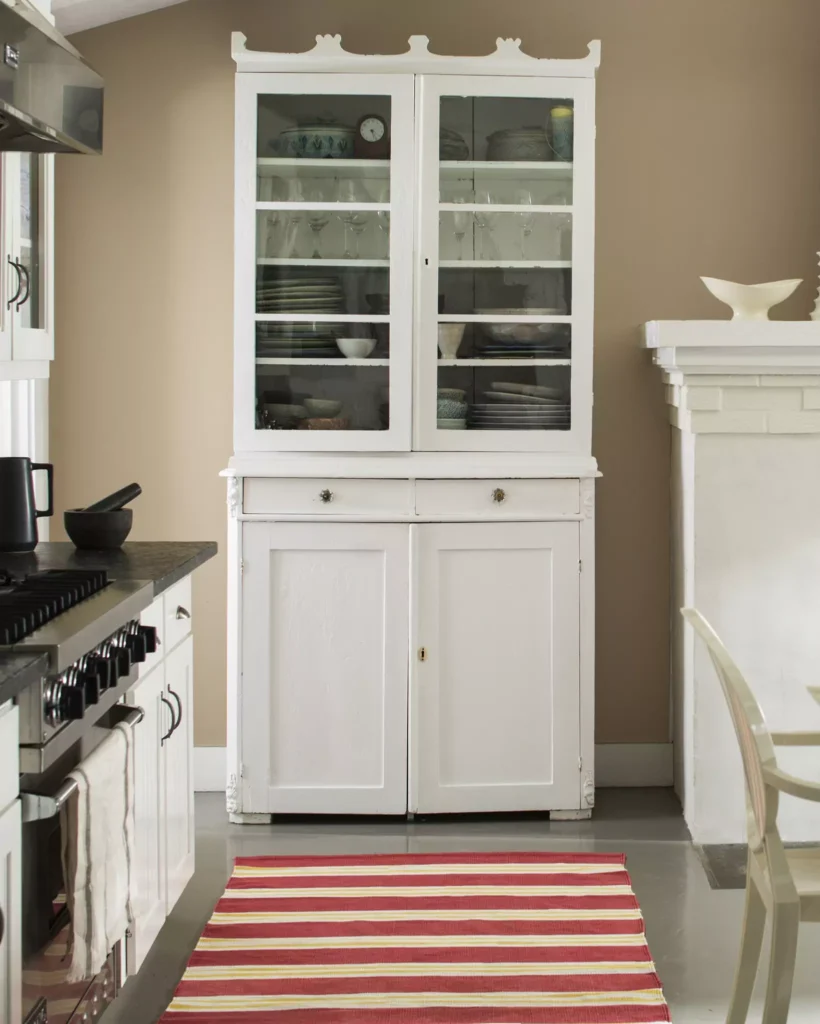 Super White OC-152 Benjamin Moore


