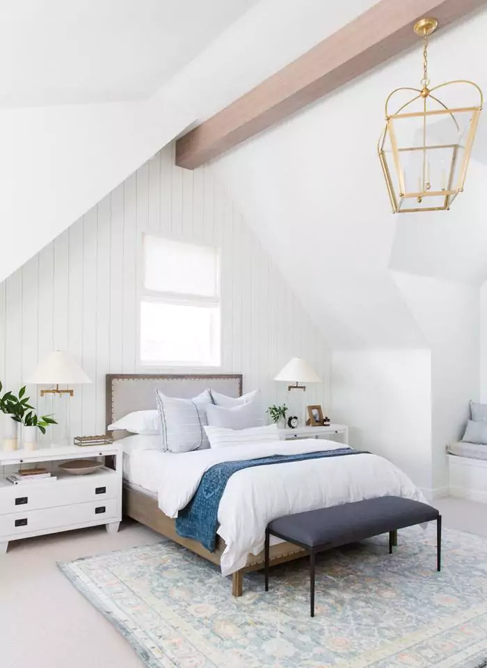 Super White OC-152 Benjamin Moore

