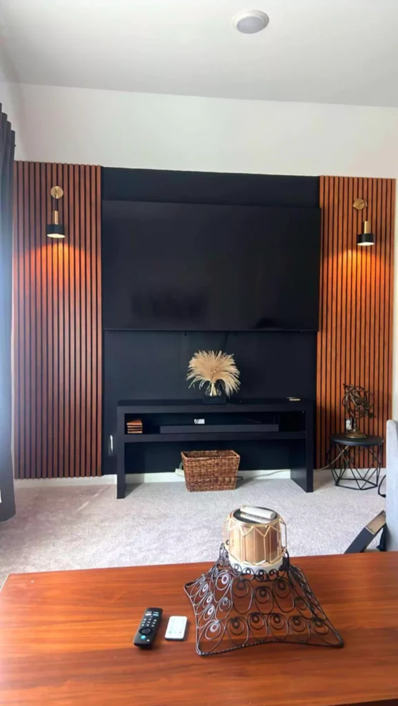 Tricorn Black Sherwin Williams SW 6258

